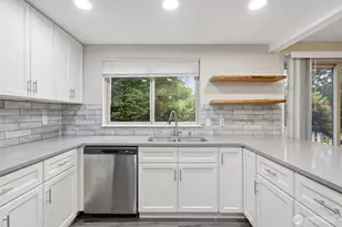 1435 SE Vallair Ct, Port Orchard, WA 98366 - Photo 13