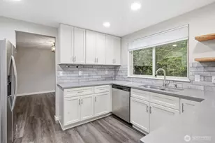1435 SE Vallair Ct, Port Orchard, WA 98366 - Photo 15