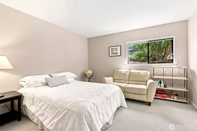 920 East Bay Drive NE #2D-101, Olympia, WA 98506 - Photo 19