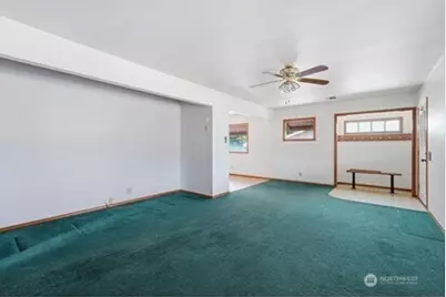310 E 3rd Avenue, Kennewick, WA 99336 - Photo 7