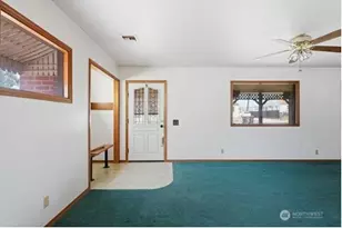 310 E 3rd Ave, Kennewick, WA 99336 - Photo 5