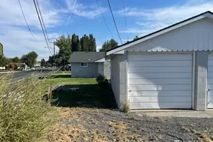 31 39 F Street NW, Ephrata, WA 98823 - Photo 27