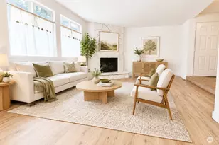 12716 NE 120th St, Kirkland, WA 98034 - Photo 3