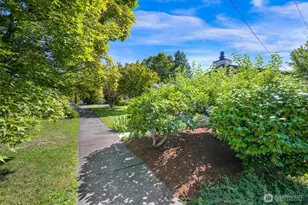2505 Cherry St, Bellingham, WA 98225 - Photo 35