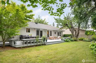1829 NW 201st St, Shoreline, WA 98177 - Photo 33