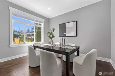 2424 108th Avenue NE, Bellevue, WA 98004 - Photo 5
