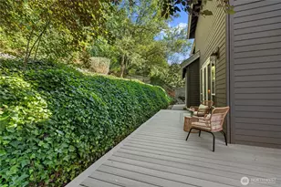2424 108th Ave NE, Bellevue, WA 98004 - Photo 33