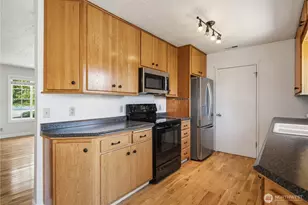 2570 Taylor Ave, Longview, WA 98632 - Photo 11