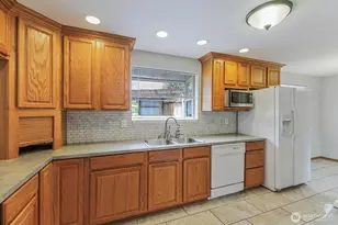 13108 107th Ave Ct E, Puyallup, WA 98374 - Photo 11