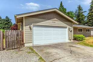 13108 107th Ave Ct E, Puyallup, WA 98374 - Photo 3