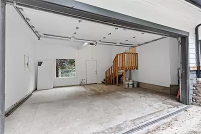 10953 N Madison Avenue NE, Bainbridge Island, WA 98110 - Photo 11