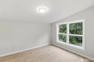 10953 N Madison Ave NE, Bainbridge Island, WA 98110 - Photo 23