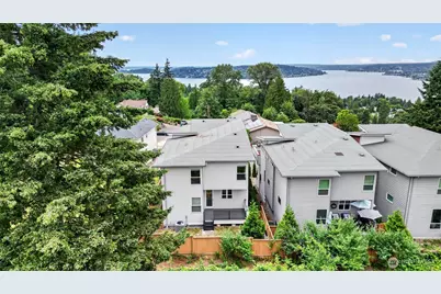11838 79th Avenue S, Seattle, WA 98178 - Photo 39