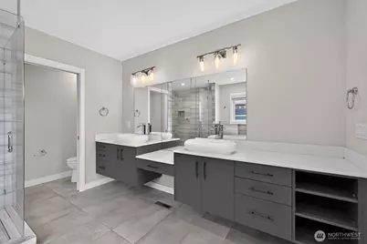 11838 79th Avenue S, Seattle, WA 98178 - Photo 17