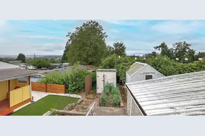 2194 NE 8th Place, Renton, WA 98056 - Photo 27