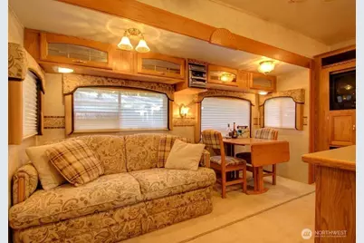 161 Christmas Tree Circle, Deming, WA 98244 - Photo 9