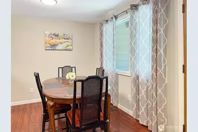 13530 NE 78th Street, Redmond, WA 98052 - Photo 9