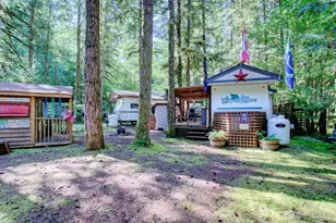 290 Schinn Canyon Dr, Deming, WA 98244 - Photo 1
