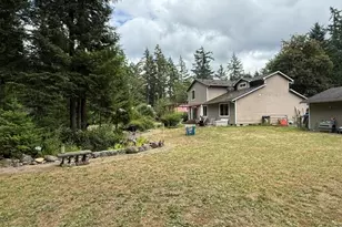 11315 384th St E, Eatonville, WA 98328 - Photo 5