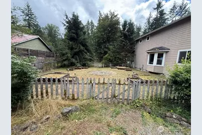 11315 384th Street E, Eatonville, WA 98328 - Photo 3