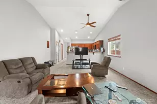 11703 55th Ave NE, Marysville, WA 98271 - Photo 15