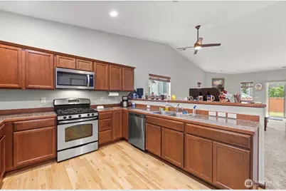 11703 55th Avenue NE, Marysville, WA 98271 - Photo 11