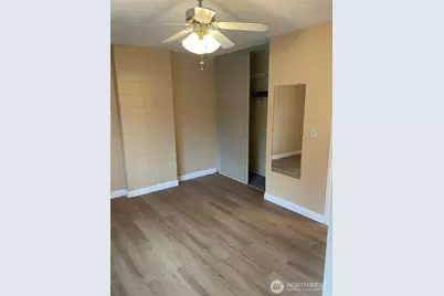 2305 S Pinebrook Lane, Des Moines, WA 98198 - Photo 19