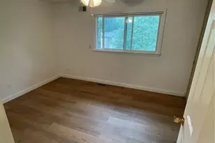 2305 S Pinebrook Ln, Des Moines, WA 98198 - Photo 23