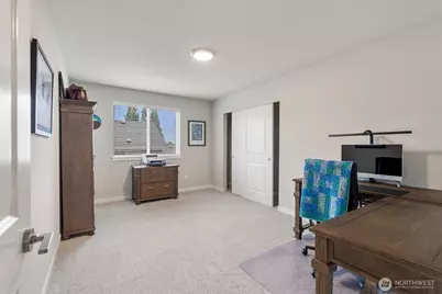 501 SW Fairway Drive, Oak Harbor, WA 98277 - Photo 11