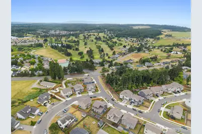 501 SW Fairway Drive, Oak Harbor, WA 98277 - Photo 19
