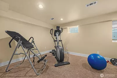 5615 S 2nd Avenue, Everett, WA 98203 - Photo 29