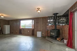 915 W 11th St, Port Angeles, WA 98363 - Photo 21