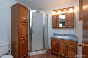 915 W 11th St, Port Angeles, WA 98363 - Photo 19