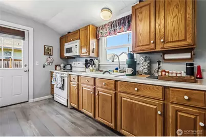 336 SW 3rd Avenue, Castle Rock, WA 98611 - Photo 19
