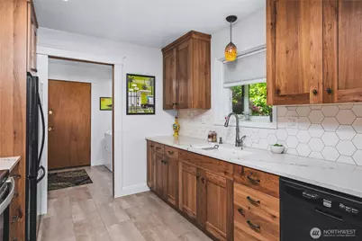 1605 9th Street, Anacortes, WA 98221 - Photo 13