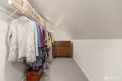 4670 Flying Goat Avenue NE, Bainbridge Island, WA 98110 - Photo 23