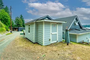 4815 Sunrise Beach Rd NW, Olympia, WA 98502 - Photo 35