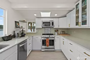 4815 Sunrise Beach Rd NW, Olympia, WA 98502 - Photo 15