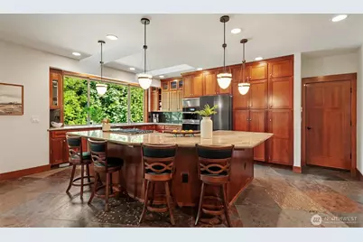 6501 215th Avenue SE, Snohomish, WA 98290 - Photo 3