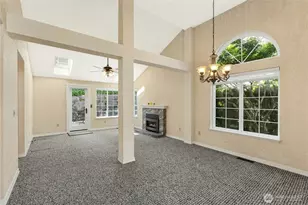 24311 SE 41st Pl, Sammamish, WA 98029 - Photo 11
