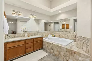 24311 SE 41st Pl, Sammamish, WA 98029 - Photo 23