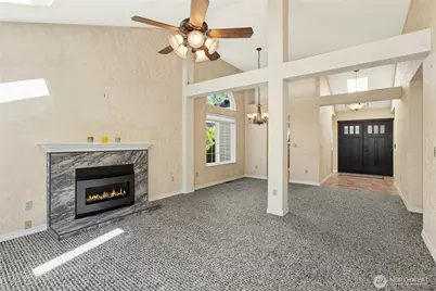 24311 SE 41st Place #10, Sammamish, WA 98029 - Photo 13