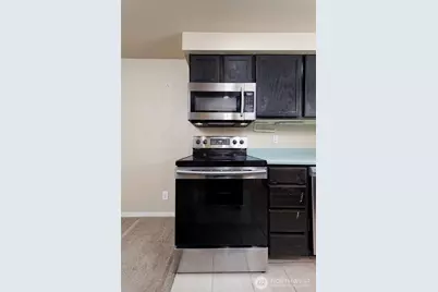 4701 NW Walgren Drive #204, Silverdale, WA 98383 - Photo 13