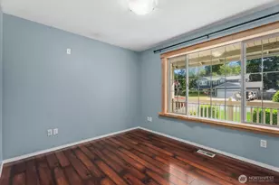 10617 189th Ave E, Bonney Lake, WA 98391 - Photo 15