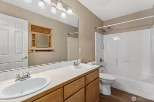 10617 189th Ave E, Bonney Lake, WA 98391 - Photo 21