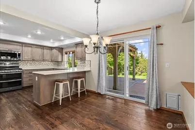 10617 189th Avenue E, Bonney Lake, WA 98391 - Photo 9