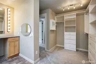 11034 Phinney Ave N, Seattle, WA 98133 - Photo 17