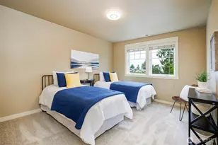 11034 Phinney Ave N, Seattle, WA 98133 - Photo 19