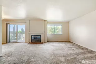 3811 130th Ln SE, Bellevue, WA 98006 - Photo 9