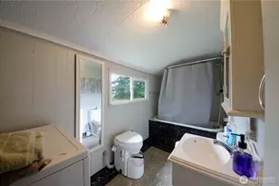 20327 Old Hwy 99 SW, Centralia, WA 98531 - Photo 9